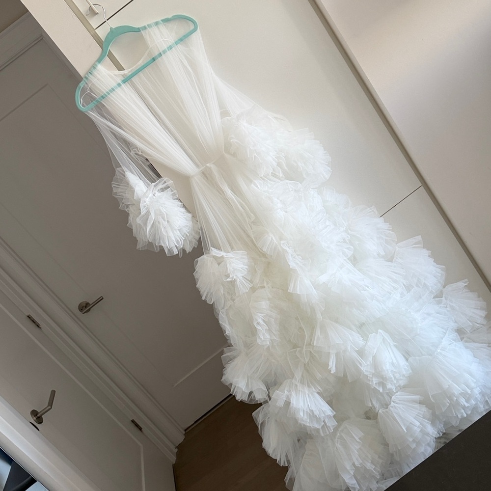 NEW!! STUNNING Bridal Robe!